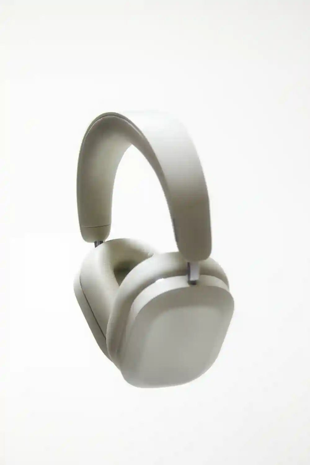 MONDO Over-Ear Greige
