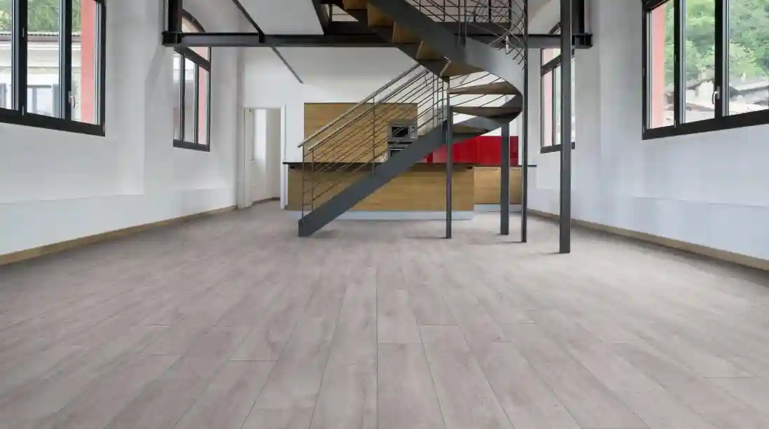 Parchet laminat Kronotex D4956 Stejar Gri Premium