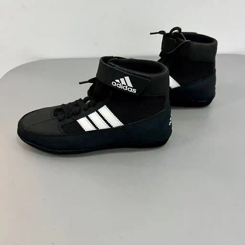 Incaltaminte lupta din suede m.46 Adidas (10648)