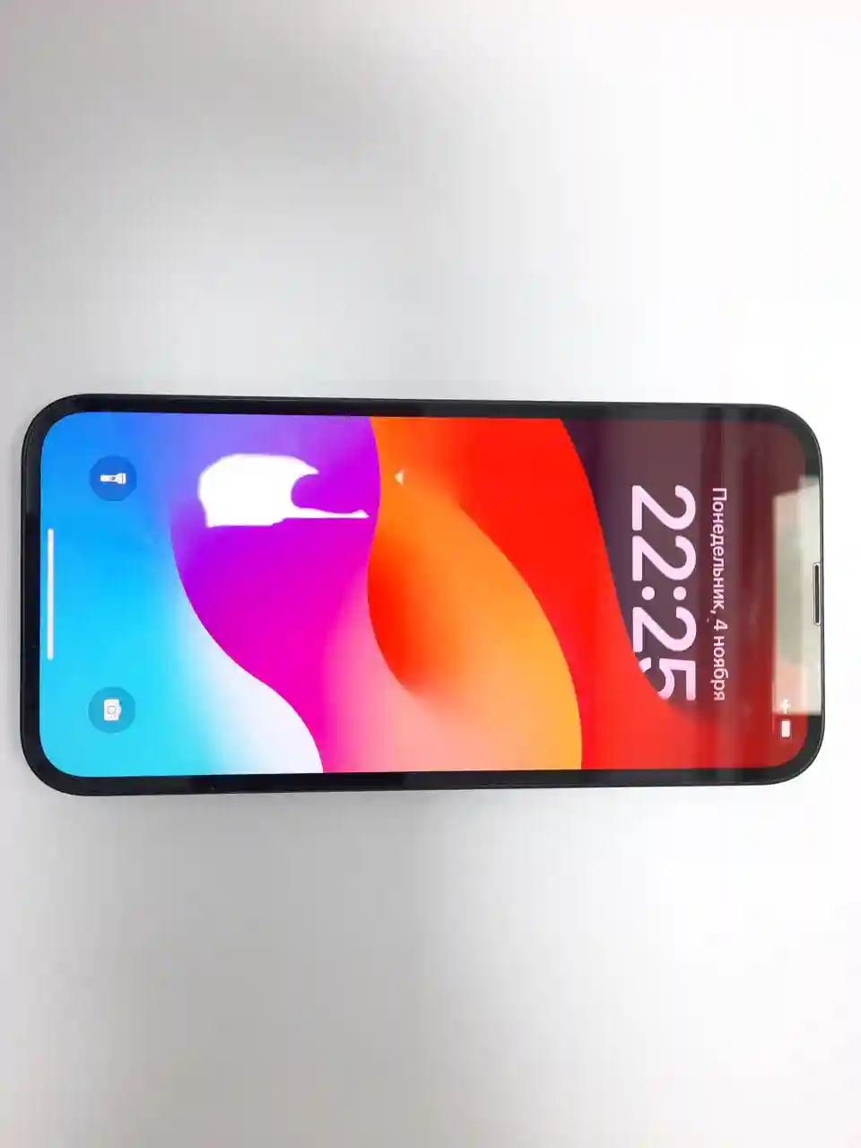 Apple iPhone 13  4 GB/ 128 GB/