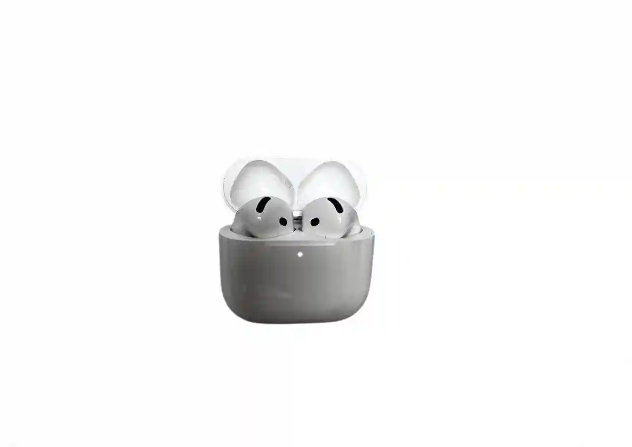 AirPods 4