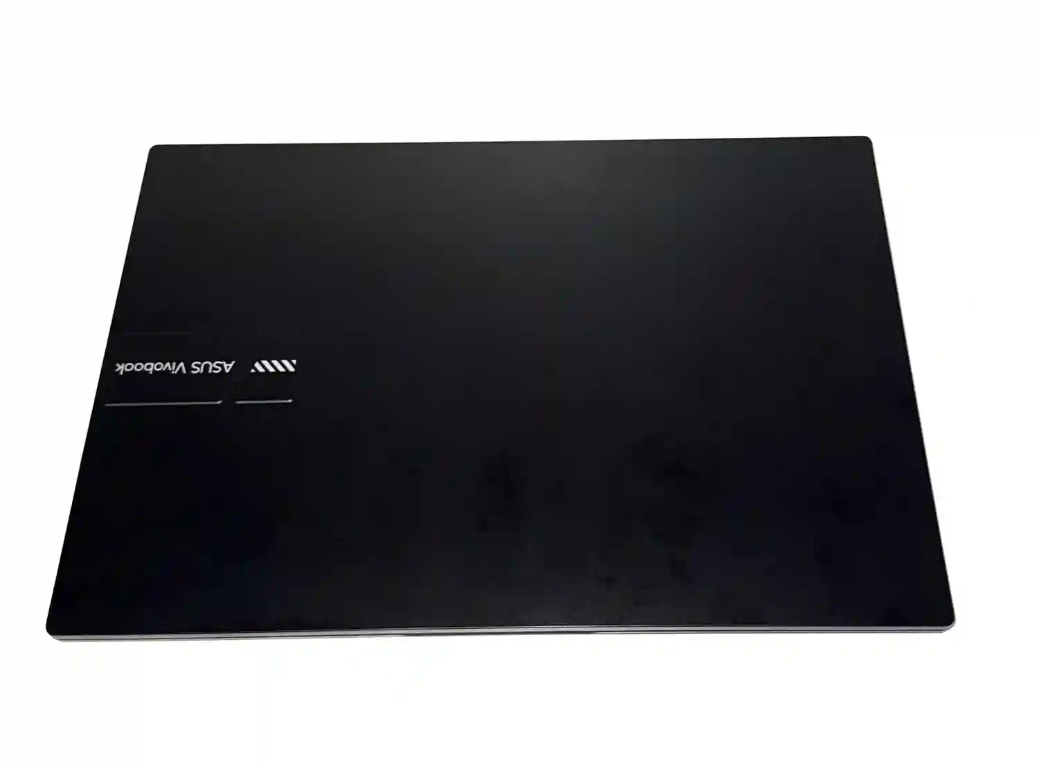 ASUS Vivobook 16 M1605YA / AMD Ryzen 5 7430U / AMD Radeon Graphics / 2024