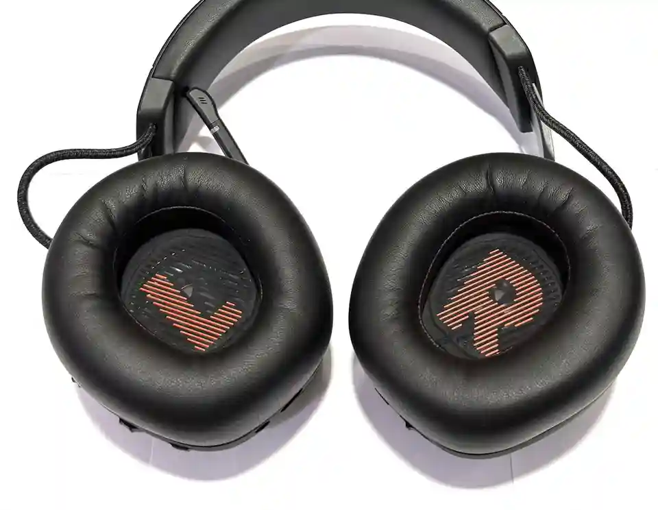 JBL Quantum 910 Wireless