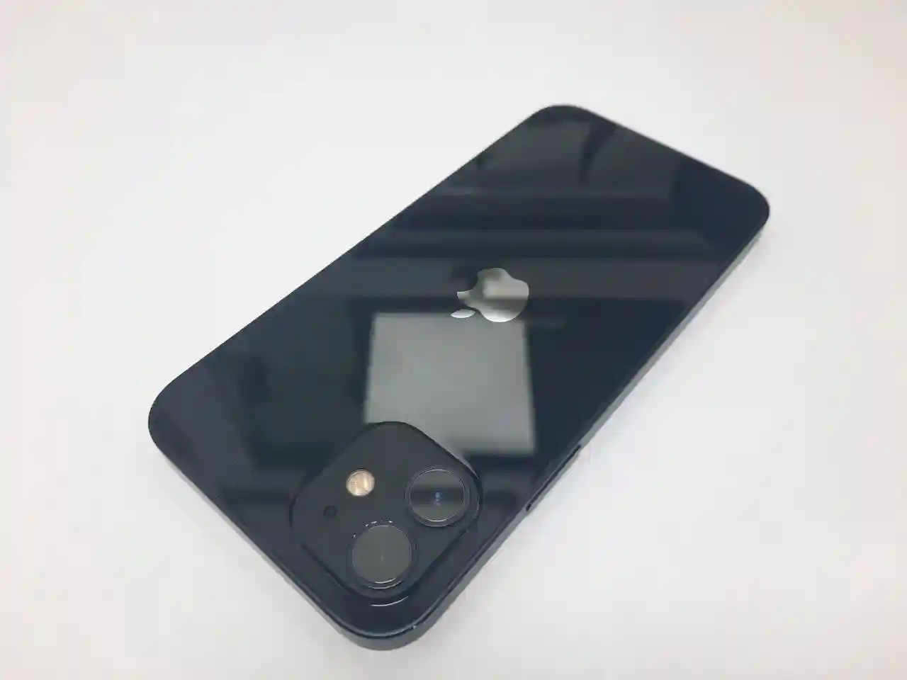 Apple iPhone 12 4GB/128GB