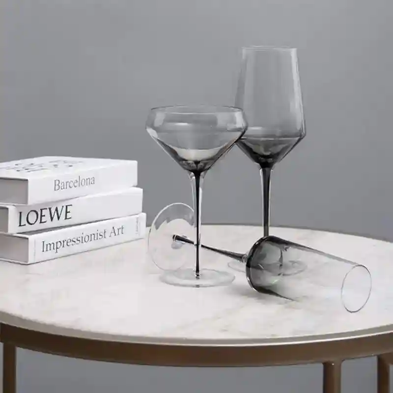 Set Pahare Martini Divine 6 bucăți / 325 ml – Pahare elegante pentru cocktailuri