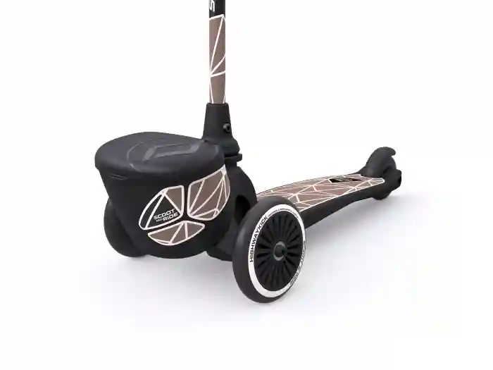 Trotineta Highwaykick 2 lifestyle brown lines