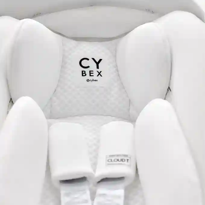Cybex scaun auto Cloud T i-Size Urban Mobility White