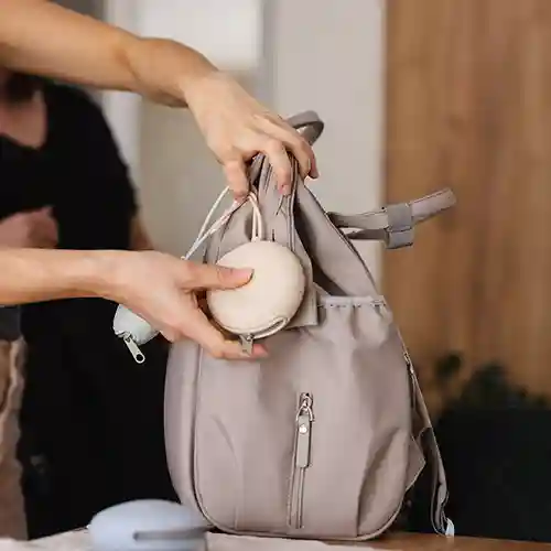 Carcasa din silicon pentru suzetă Bej, Babyono