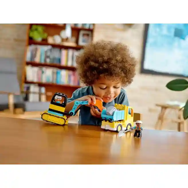 Конструктор LEGO DUPLO Truck & Tracked Excavator, арт. 10931