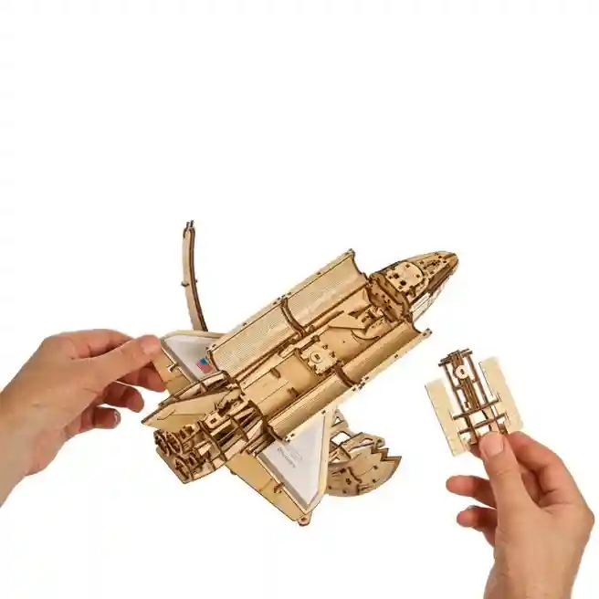 UG Дискавери космического корабля НАСА, код 58182