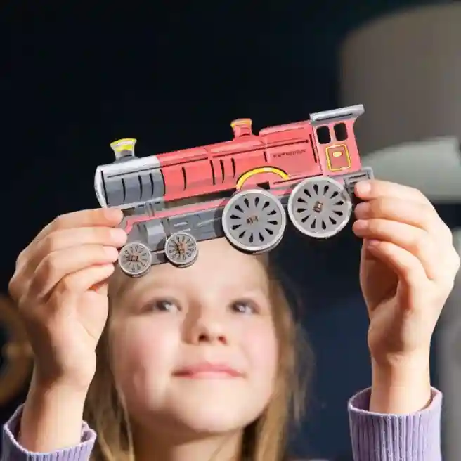 UG Раскраска Модели Hogwarts™ Express, код 60896