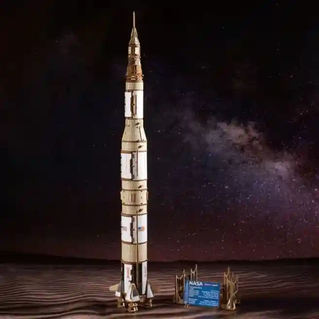 UG Modelul rachetei NASA Saturn V, cod 60890
