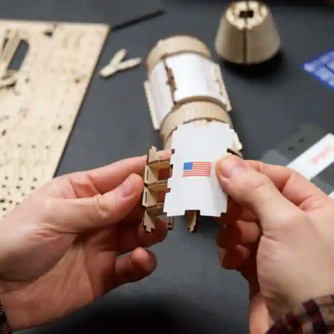 UG Modelul rachetei NASA Saturn V, cod 60890