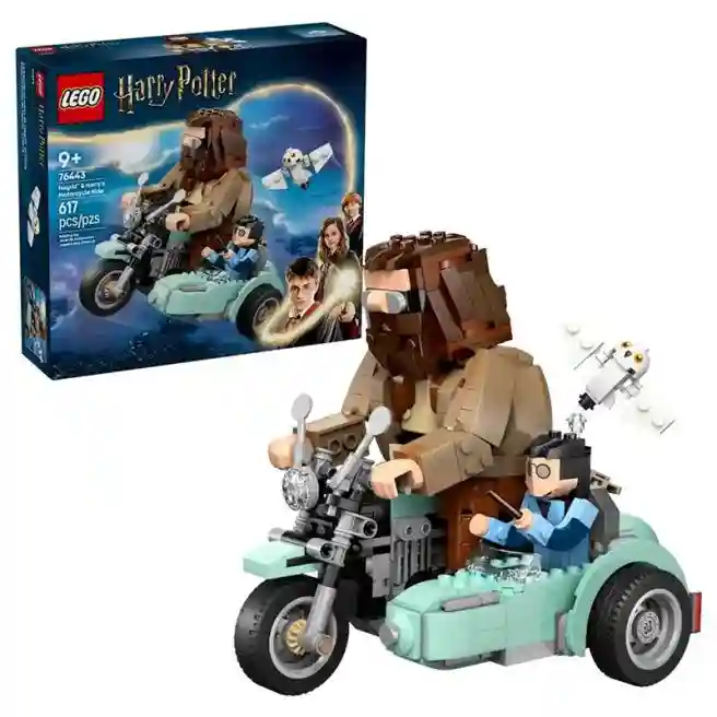 Constructor LEGO Harry Potter Plimbare cu motocicleta lui Hagrid și Harry, art. 76443