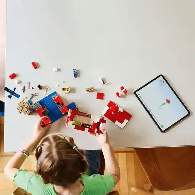 Конструктор LEGO Minecraft Дом грибной коровы, арт. 21270