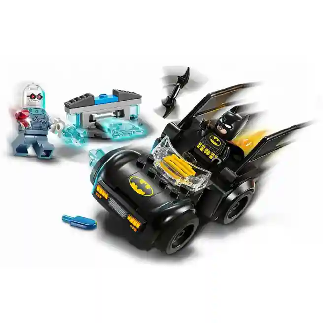 Конструктор LEGO Batman Movie Бэтмен и Бэтмобиль против Мистера Фриза, арт. 76301