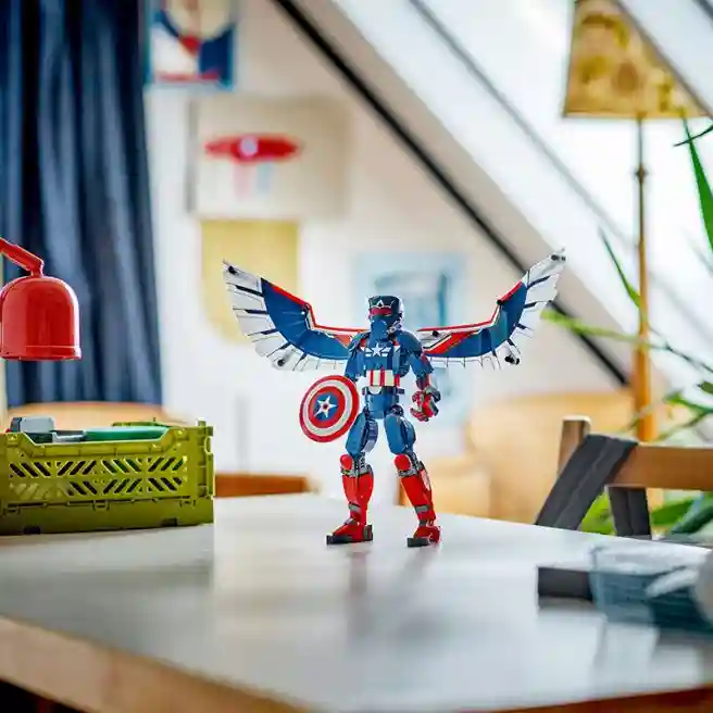 Constructor LEGO Marvel Noua figură Căpitanul America, art. 76296