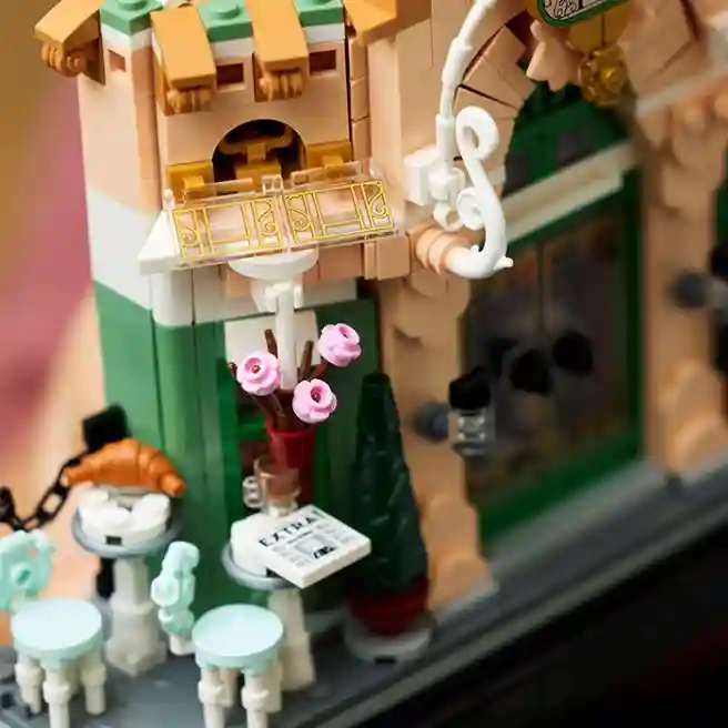 Constructor LEGO Icons Cafenea franceză, art. 10362