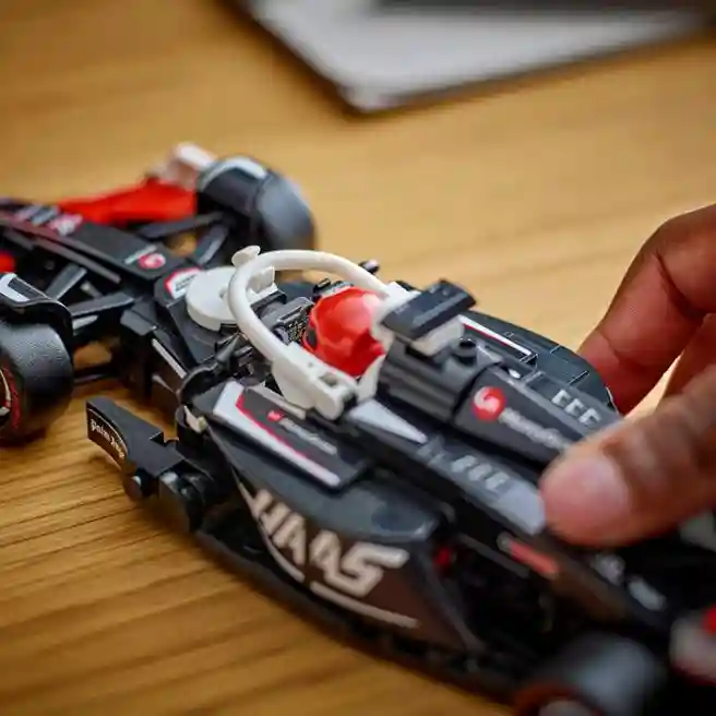 Constructor LEGO Speed Champions MoneyGram Haas F1 Team VF-24, art.  77250