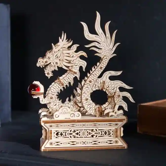 UG Model Dragonul din lemn, cod 60888