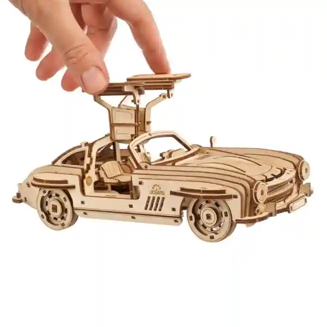UG Комплект модели крылатого спортивного Coupe, код 58781