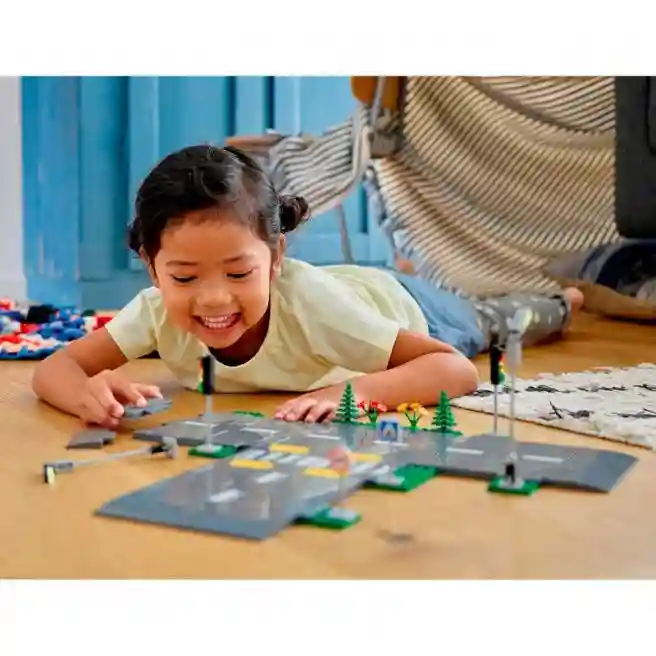 Конструктор  LEGO City Дорожные плиты, арт 60304
