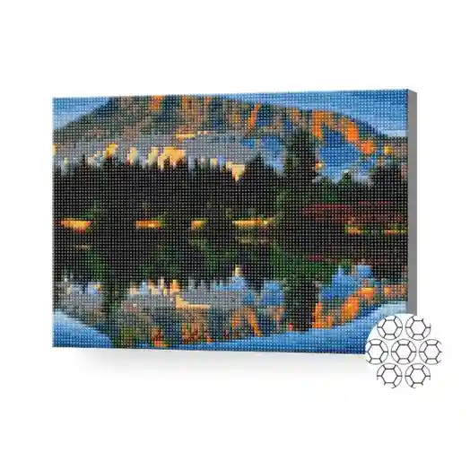 Reflecția munților în lac, 30x40 cm, mozaic cu diamante
