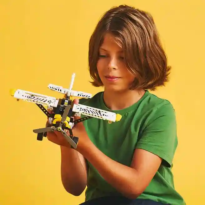 Constructor LEGO Technic Avion de luptă, art. 42198