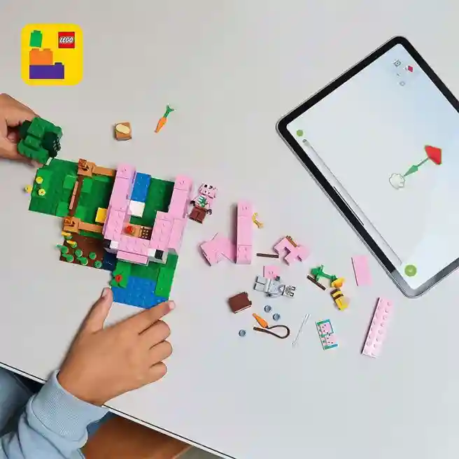Constructor LEGO Minecraft Casa porcușorului, art. 21268