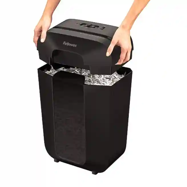 Distrugător A4 Fellowes LX70 (11L, 4x40mm, P4, 18L)