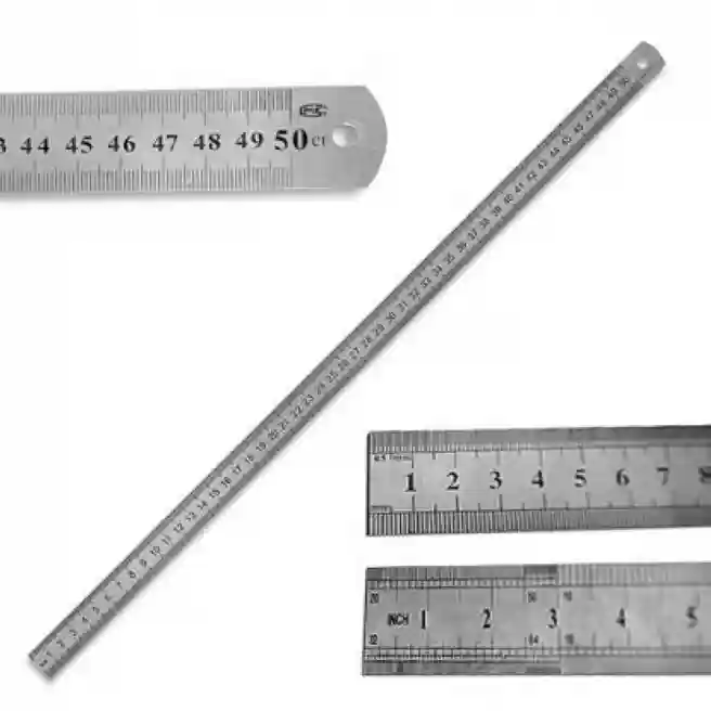 Riglă din metal, 50 cm