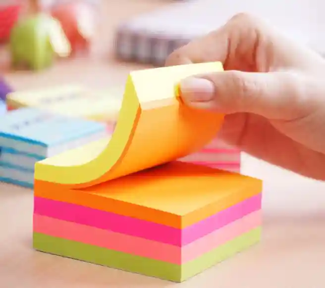 Bloc de hârtie pentru notițe STICKn, 76x76mm, (5 culori) neon, 400 file