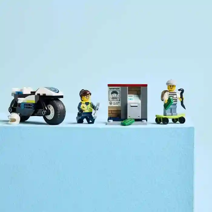Constructor LEGO City Police Motorcycle Chase, art. 60455