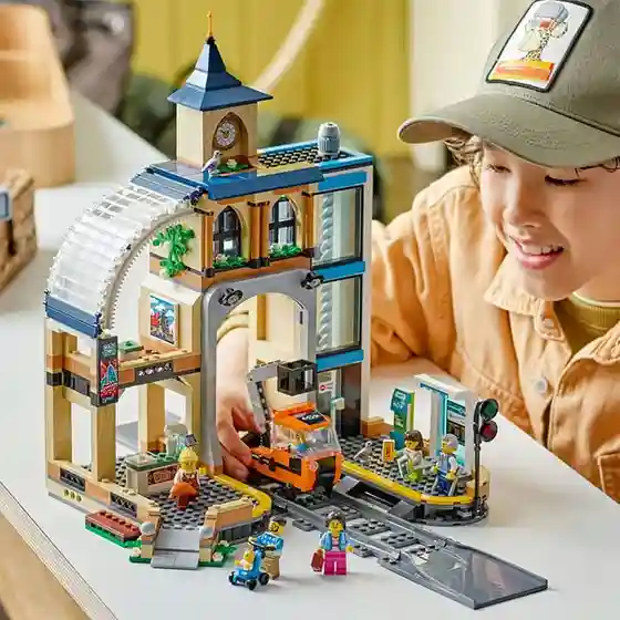 Constructor LEGO City Central Train Station, art. 60469