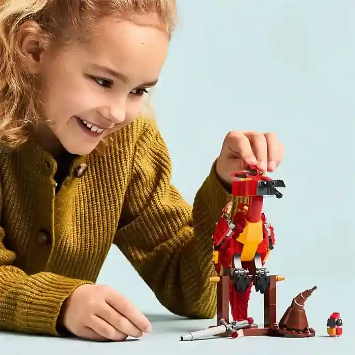 Constructor LEGO Harry Potter Fawkes, art. 76448