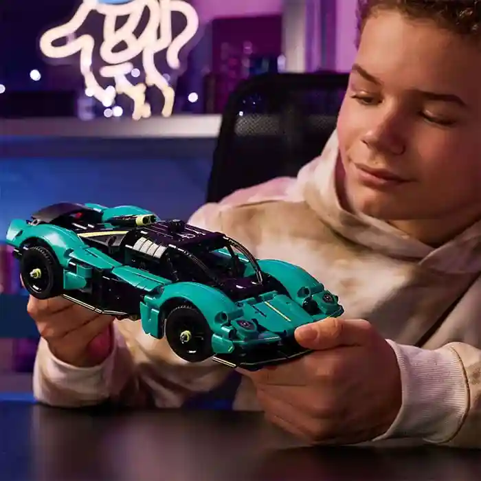 Конструктор LEGO Technic Астон Мартин Валькирия, арт. 42208