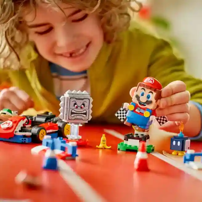 Конструктор LEGO Super Mario Mario Kart - Интерактивный Mario и стандартный карт, арт. 72043