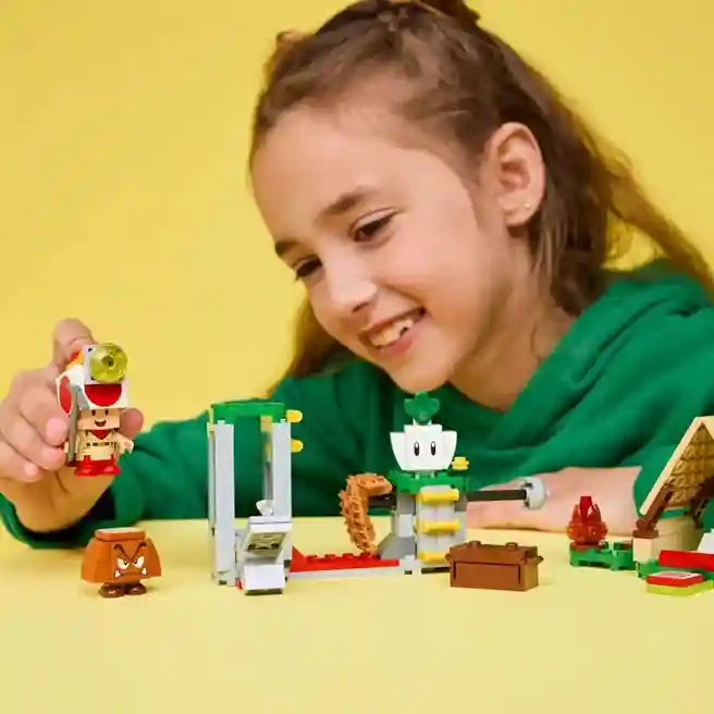 Constructor LEGO Super Mario Mario Kart – Tabăra Căpitanului Toad, art. 72040