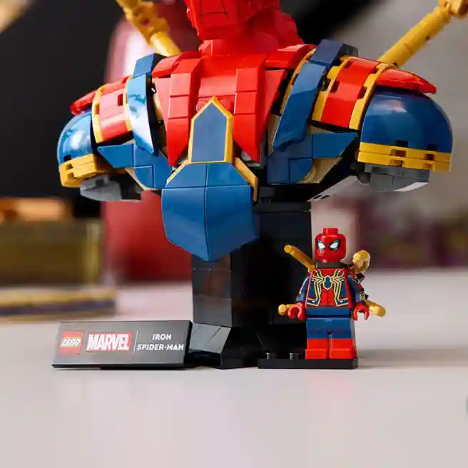 Конструктор LEGO Marvel Бюст Железного Человека-Паука, арт. 76326