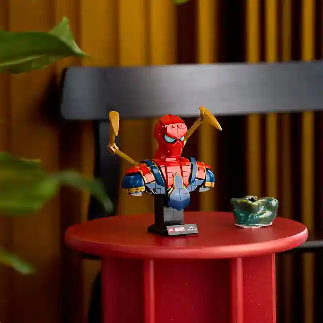 Конструктор LEGO Marvel Бюст Железного Человека-Паука, арт. 76326