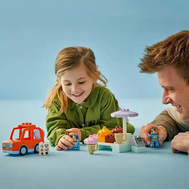 Constructor LEGO DUPLO Excursia la înghețată a lui Bluey, art. 10458