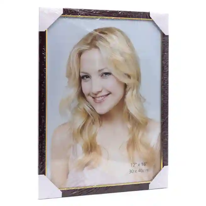 Ramă foto A3, plastic, lemn roșu cu margine aurită. art.078
