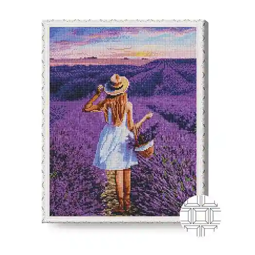 Fată într-un câmp de lavandă, 40x50 cm, mozaic cu diamante pătrate