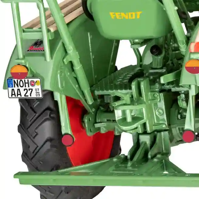 Сборная модель Трактор F20, Revell