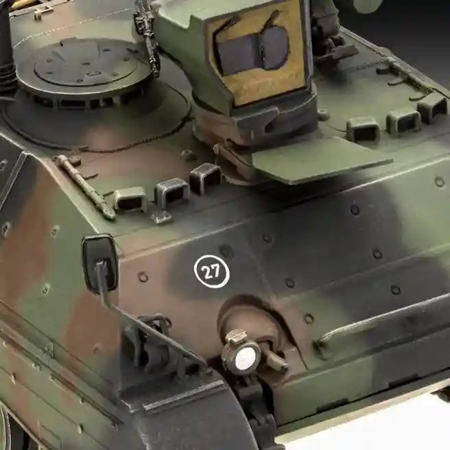 Сборная модель  Raketenjagdpanzer Jaguar 1