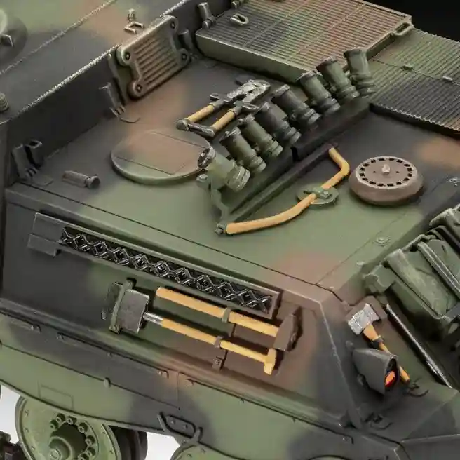 Сборная модель  Raketenjagdpanzer Jaguar 1