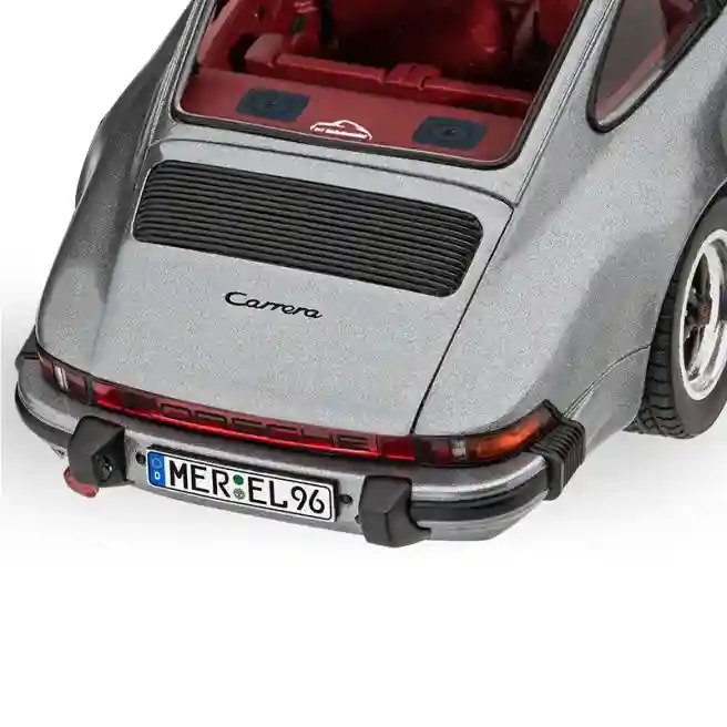 Сборная модель Revell Автомобиль Porsche 911 Carrera 3.2 Coupé