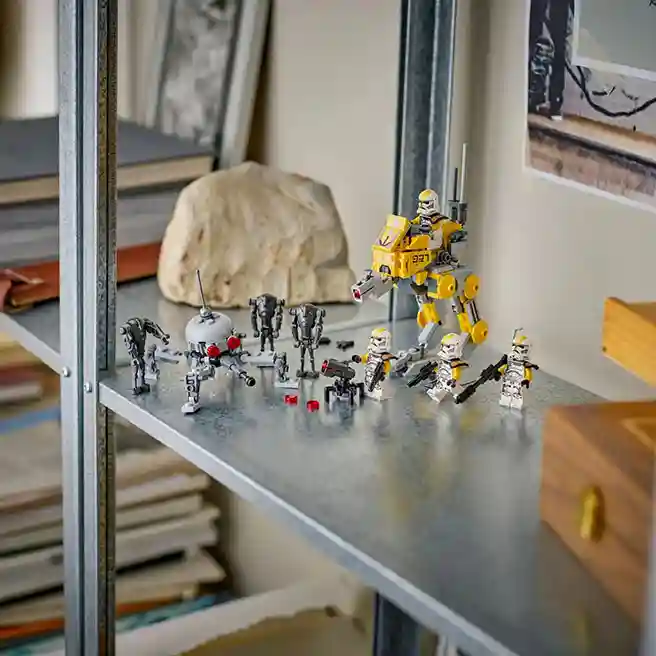 Конструктор LEGO Star Wars Боевой набор клонов 327-го звёздного корпуса, арт. 75431
