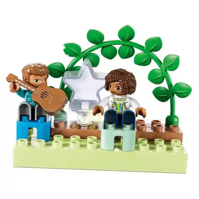 Constructor LEGO DUPLO Casa familiala 3 in 1, art. 10994