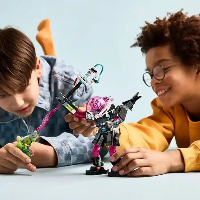 Constructor LEGO Dreamzzz Mateo vs. Cyber Brain Mech, art. 71495